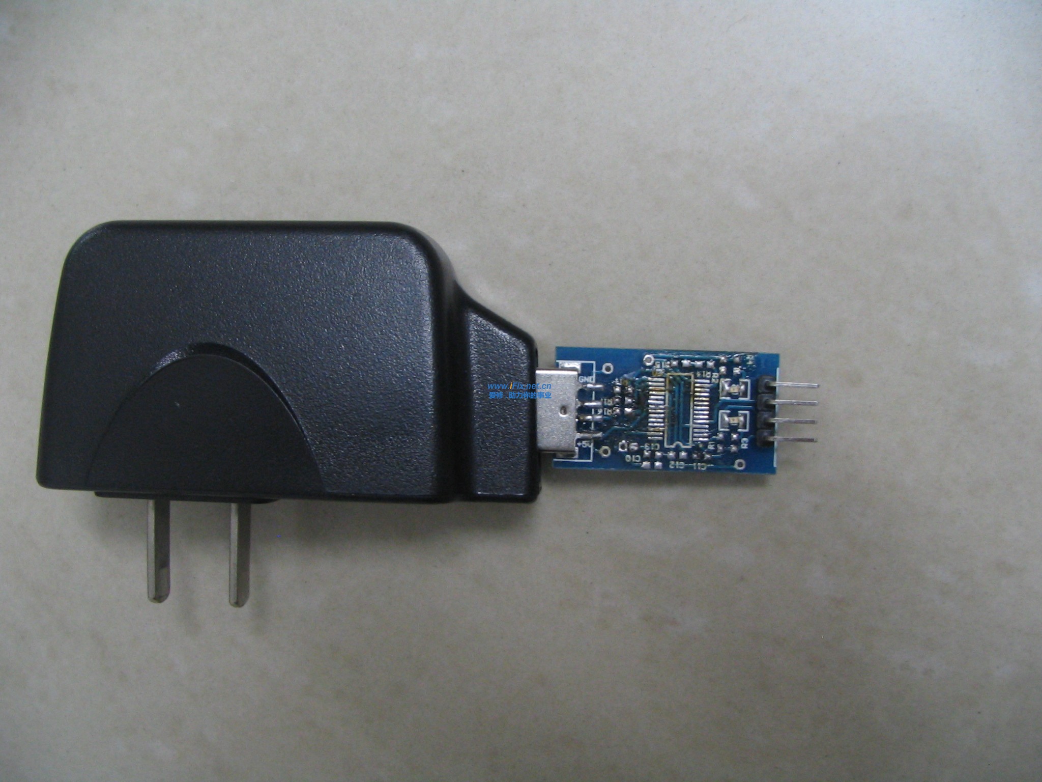 确定外接电源5V电压和引脚是否正确