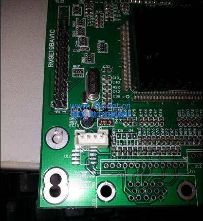 四座读书插头正面